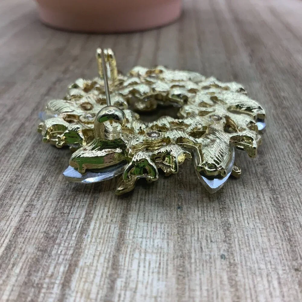 Flower Wreath Jeweled Crystal Vintage Style Gold Tone Brooch